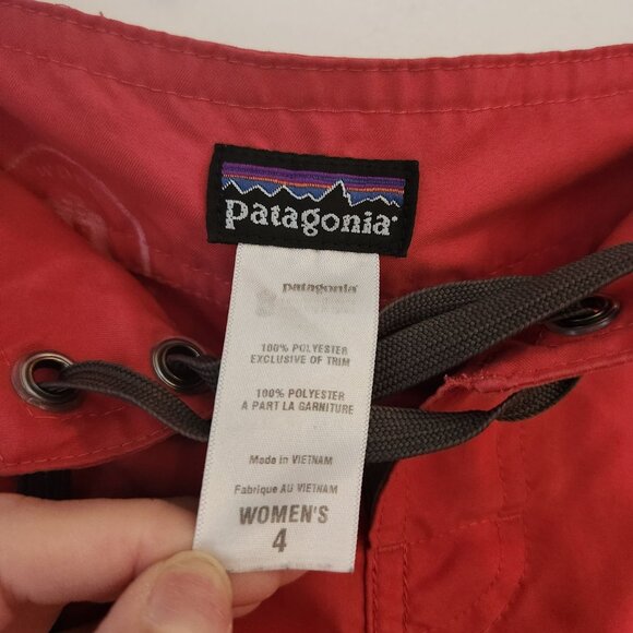Patagonia Women's Red Shorts - Picture 6 of 7